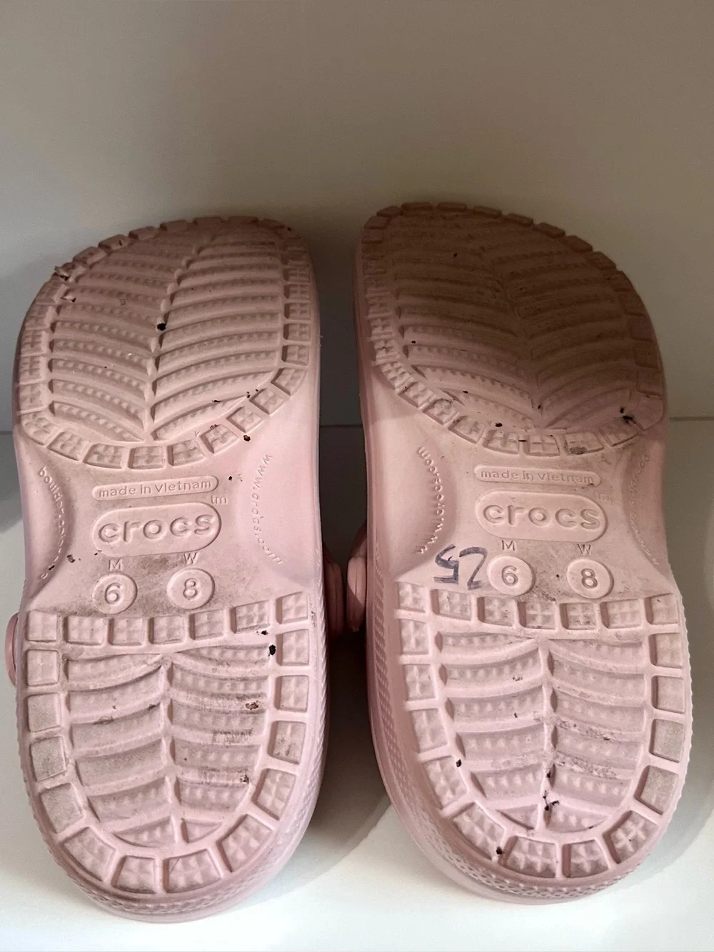 CROCS Classic Clog - Pale Pink
